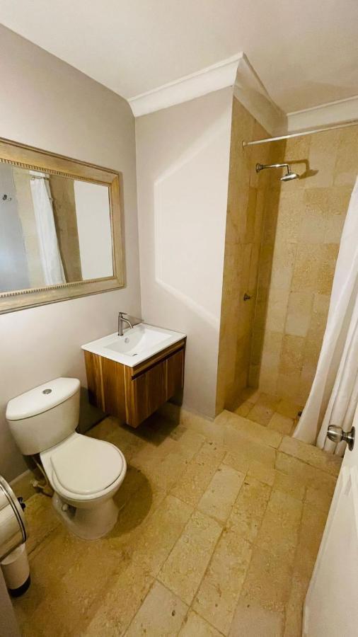 Capitel Hostel Pensión