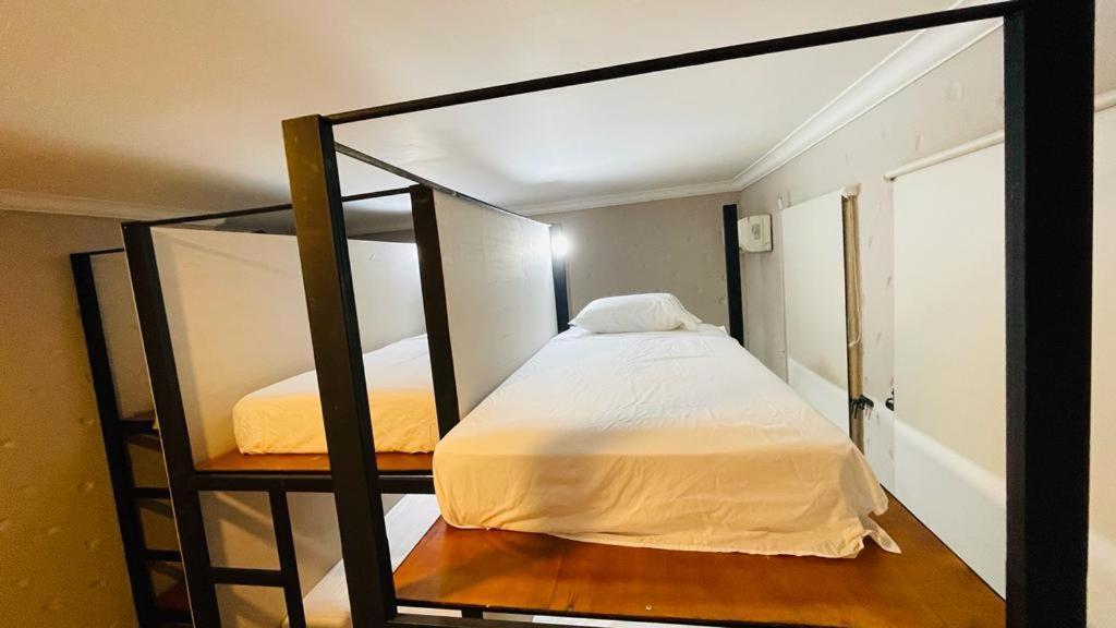 Pensión Capitel Hostel